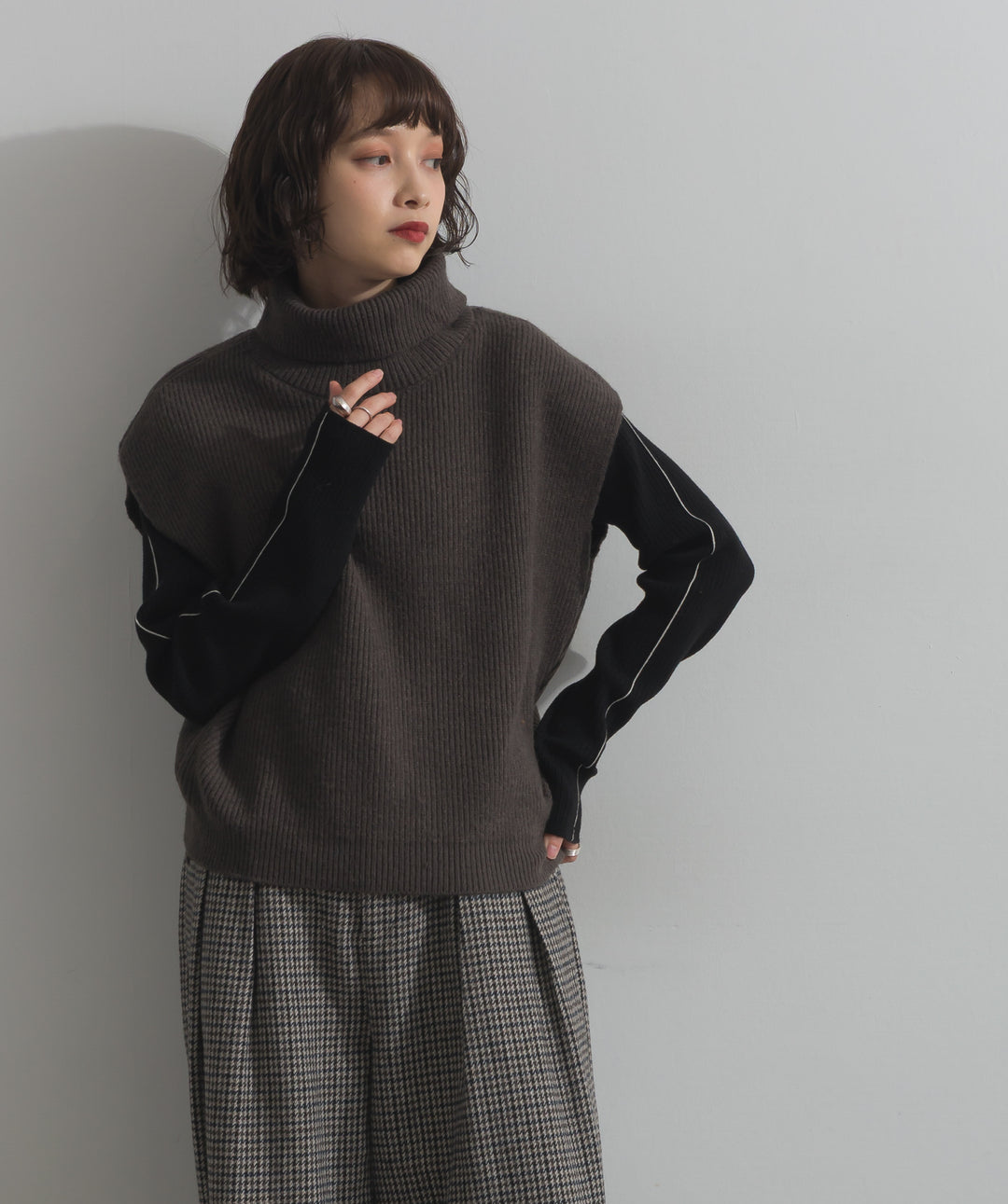 ハイネックニットベスト