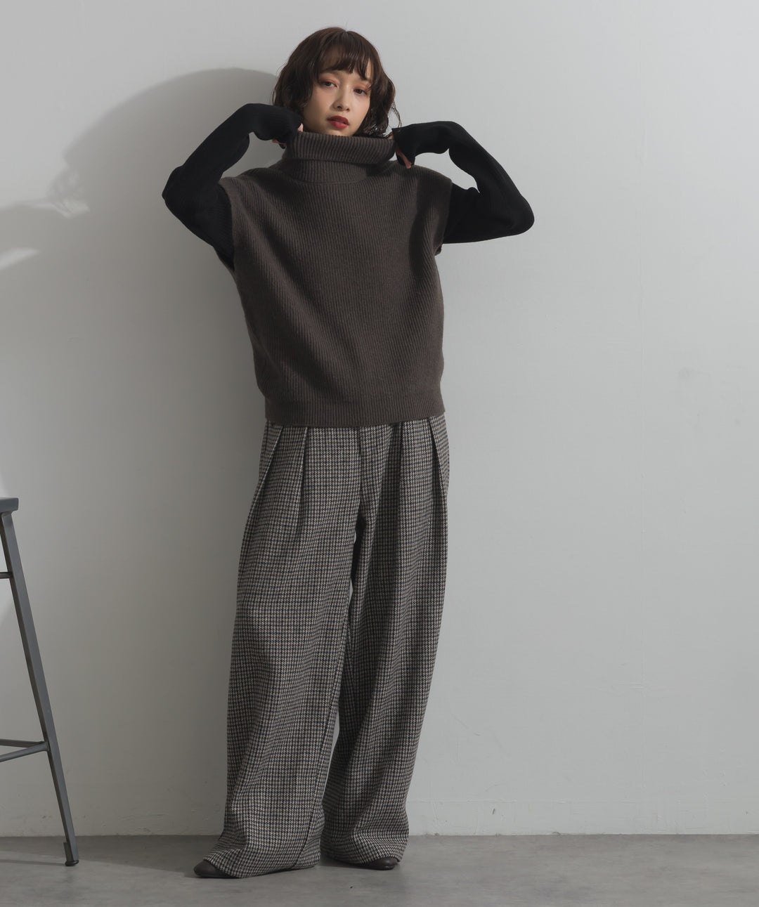 千鳥柄タックトラウザーズパンツ
