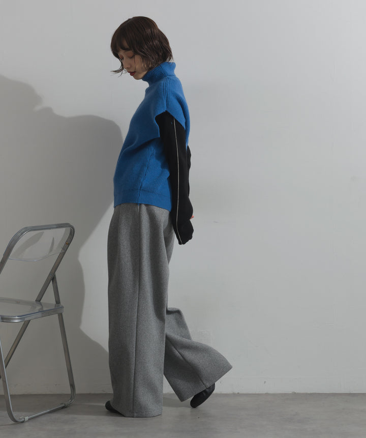 ハイネックニットベスト