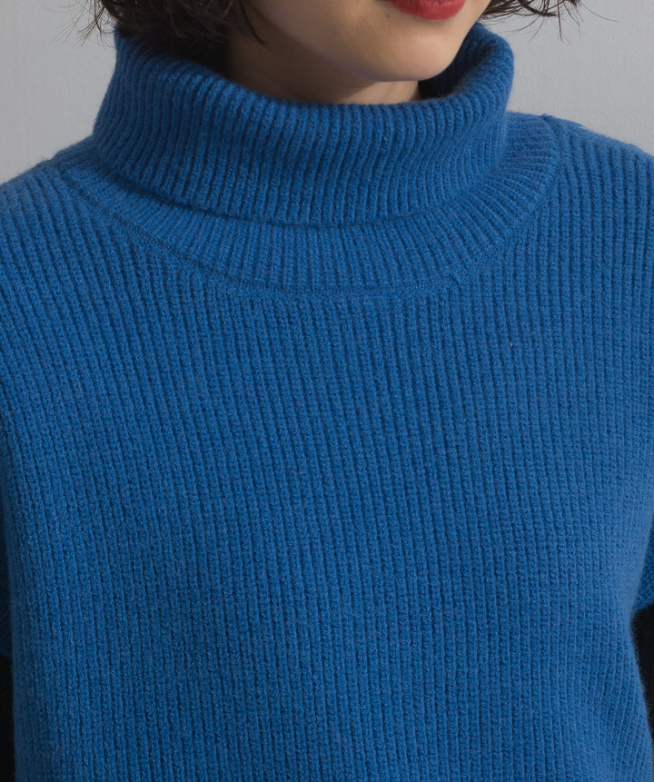 ハイネックニットベスト