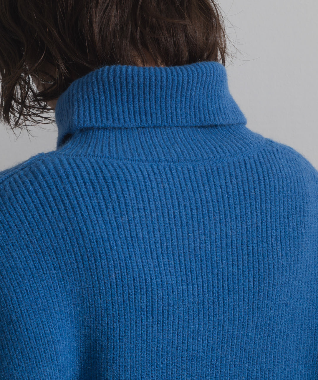 ハイネックニットベスト