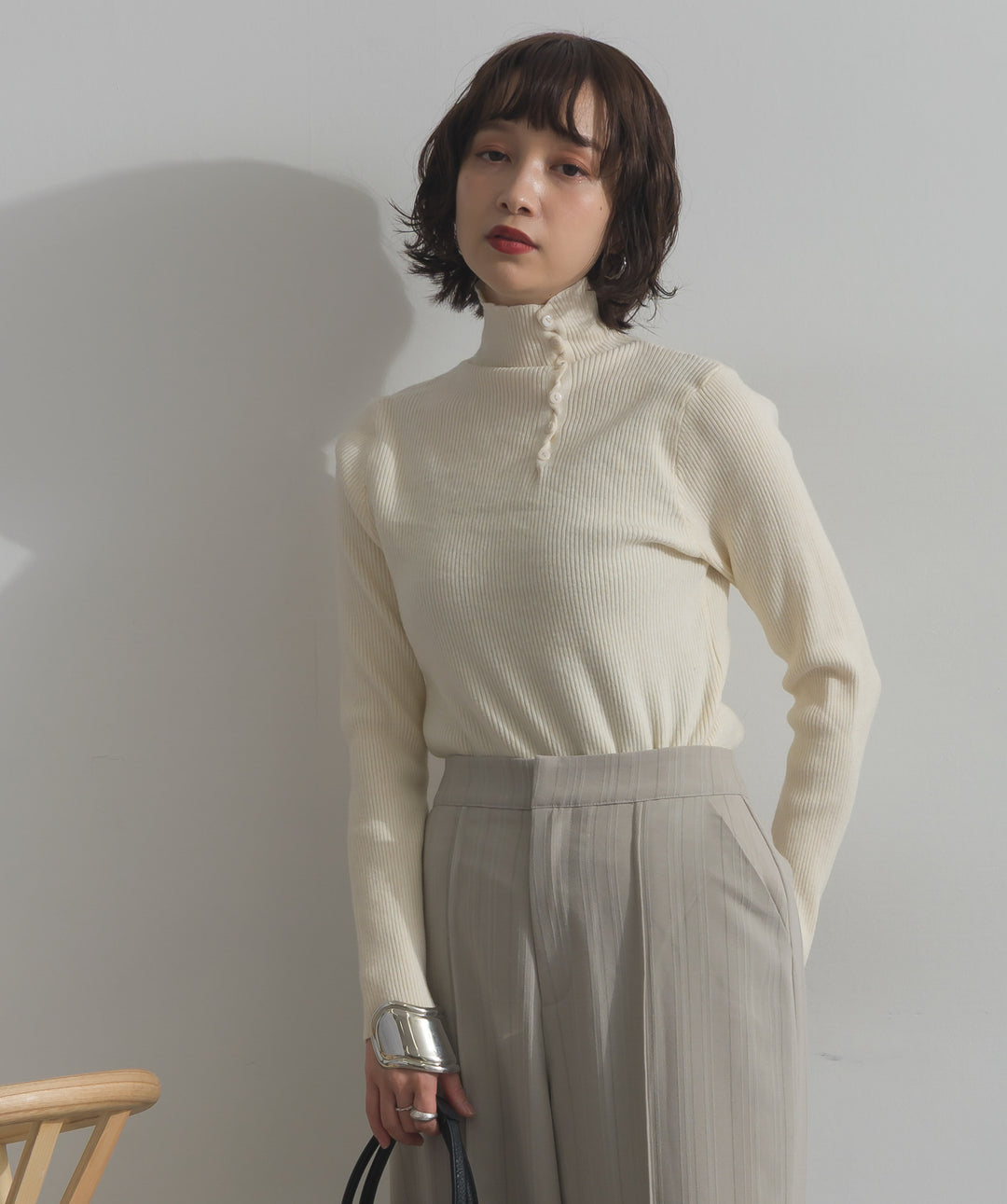 ハイネックニット