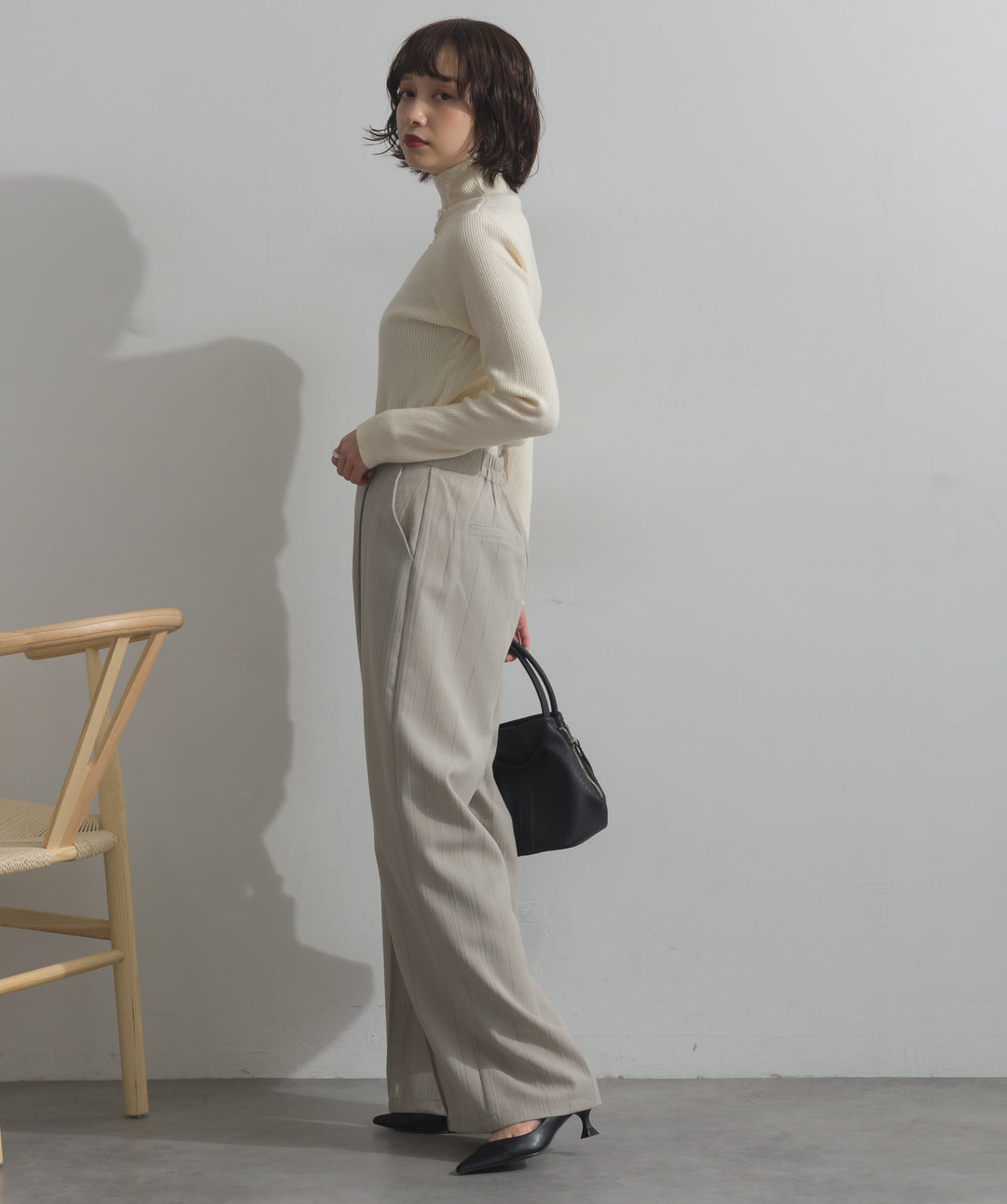 ハイネックニット