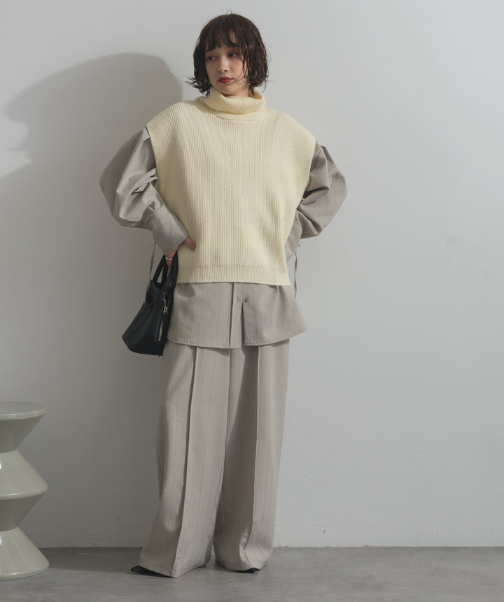 ハイネックニットベスト