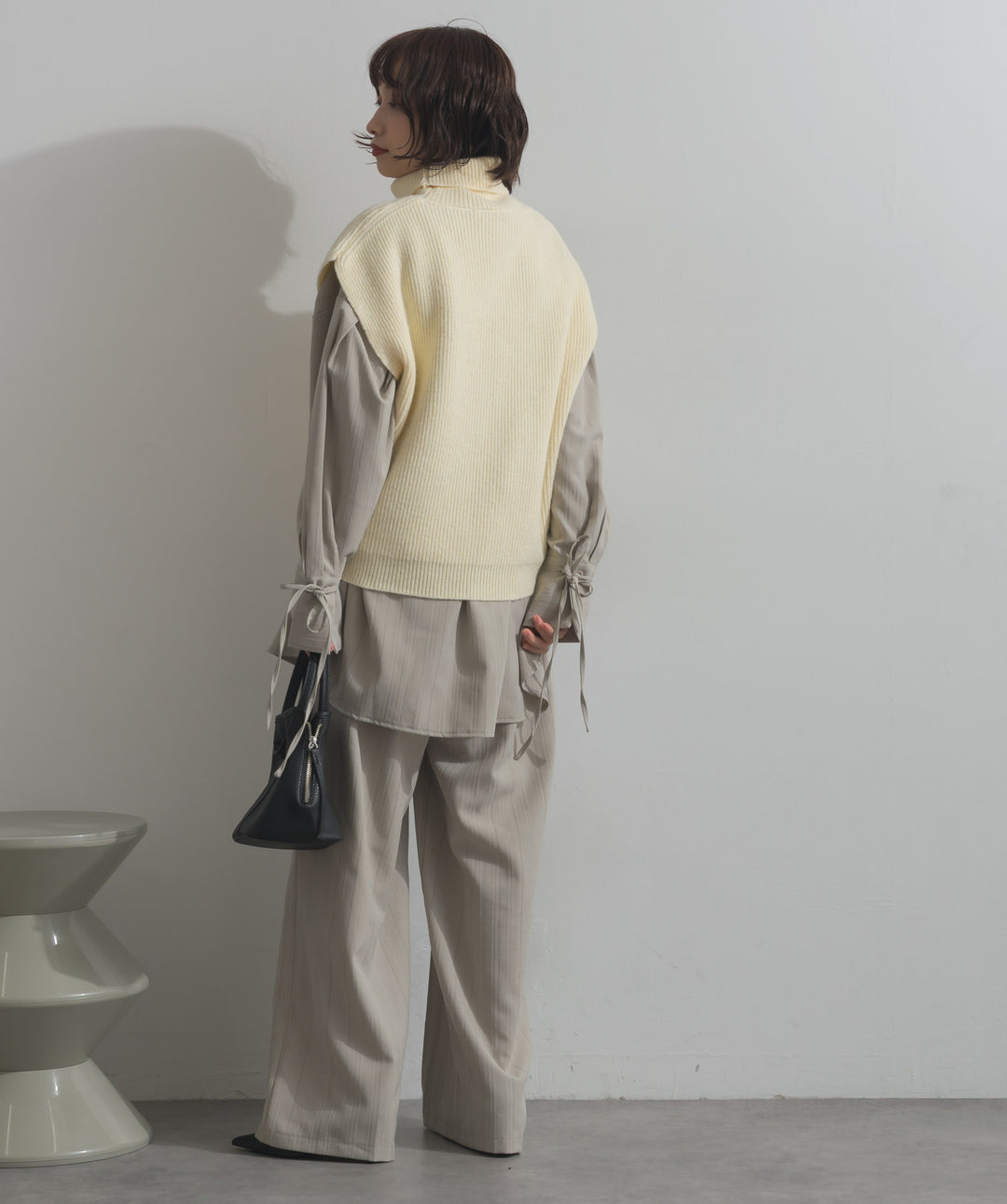 ハイネックニットベスト