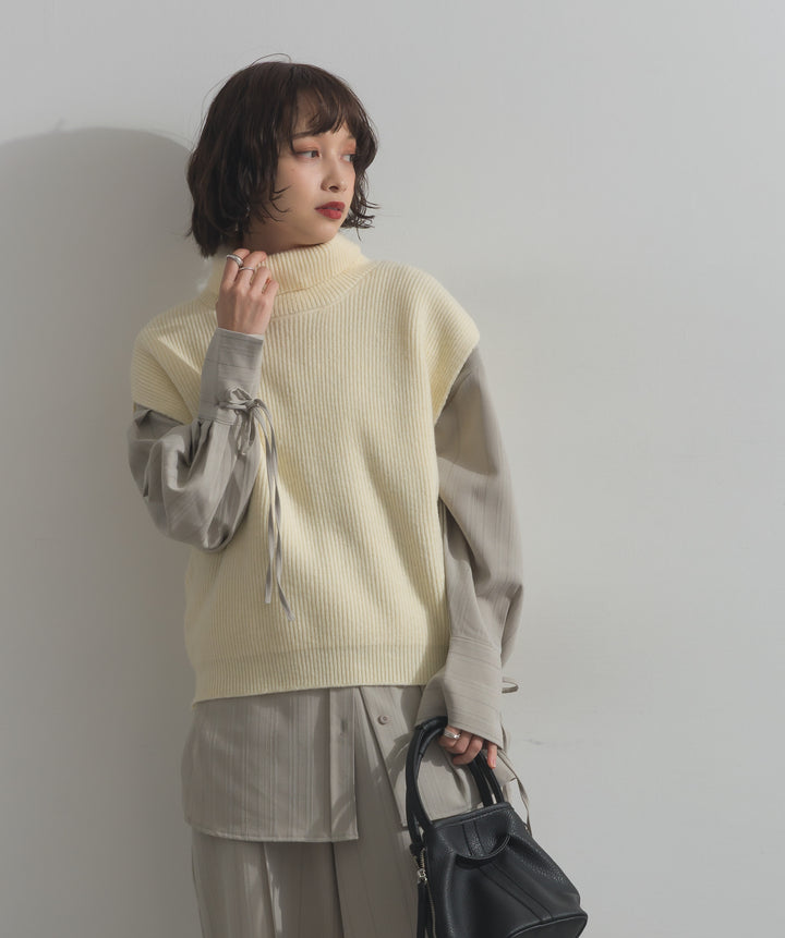 ハイネックニットベスト