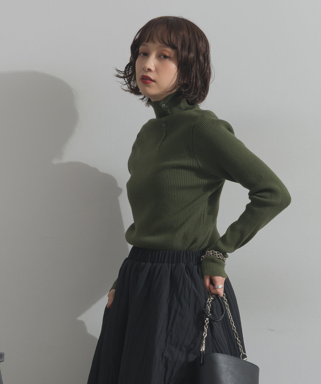 ハイネックニット