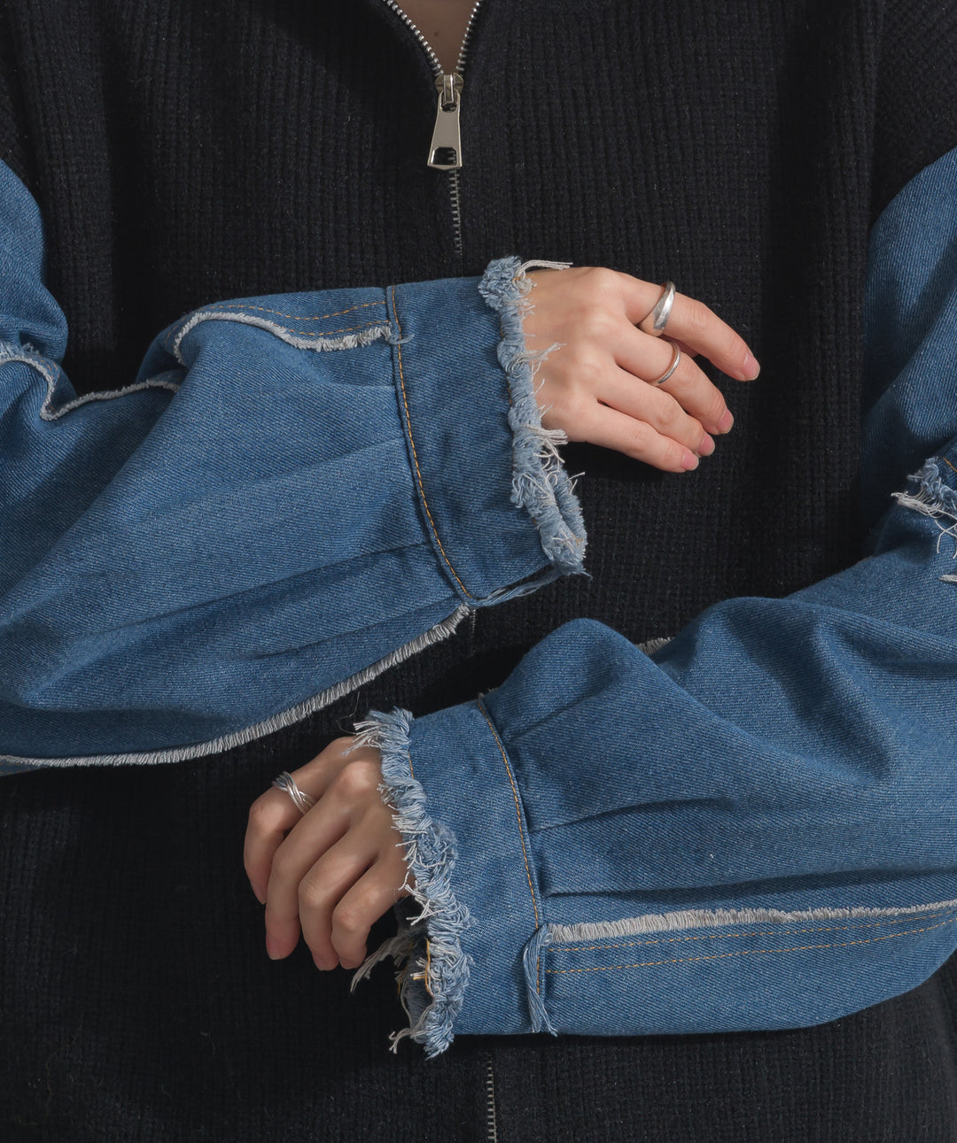 袖デニムジップニット