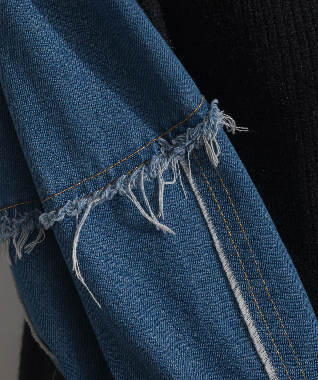 袖デニムジップニット