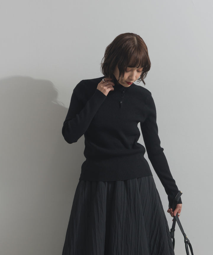 ハイネックニット