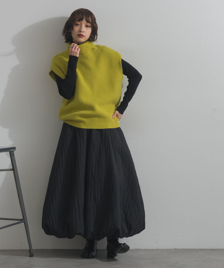 ハイネックニットベスト