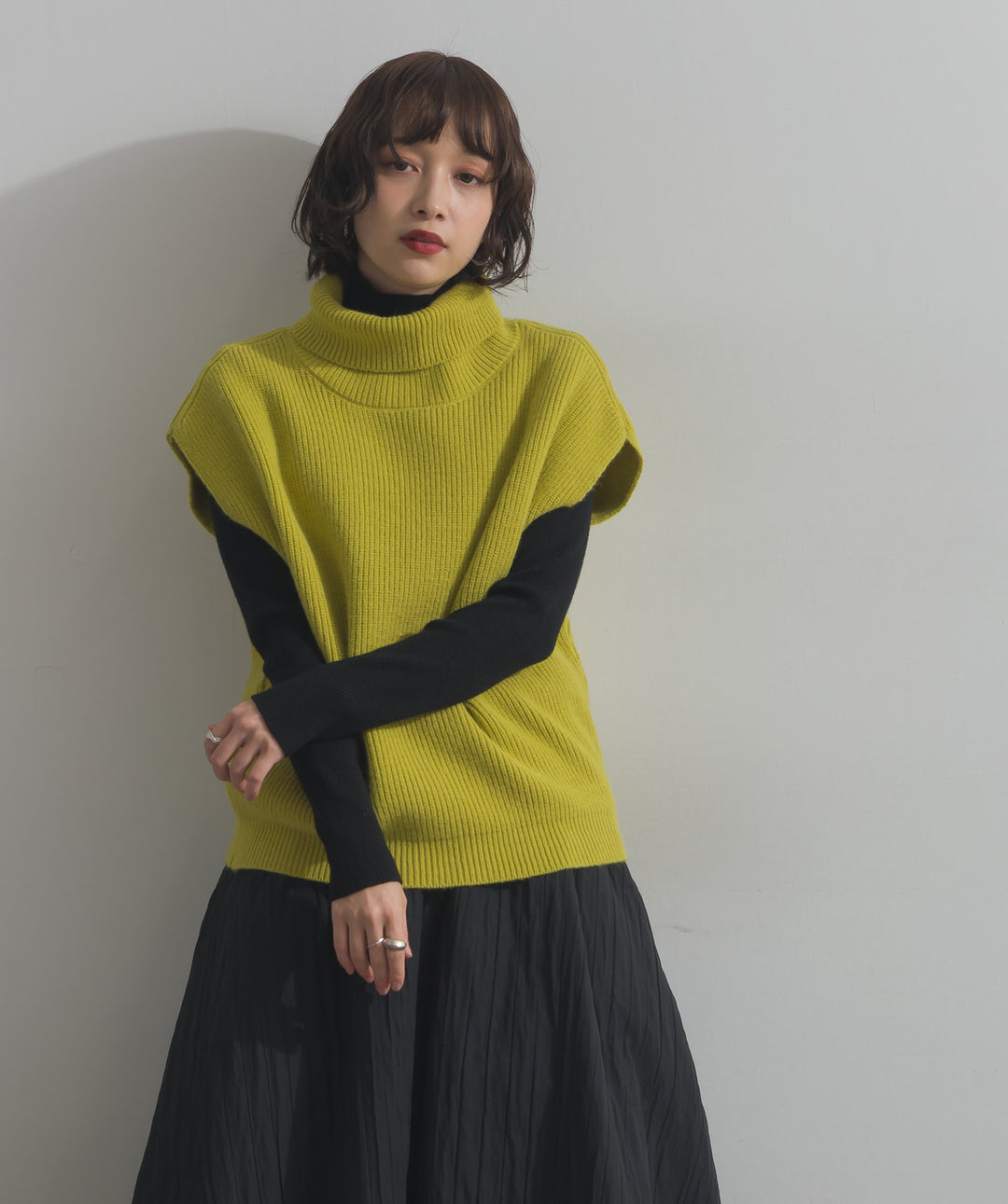 ハイネックニットベスト