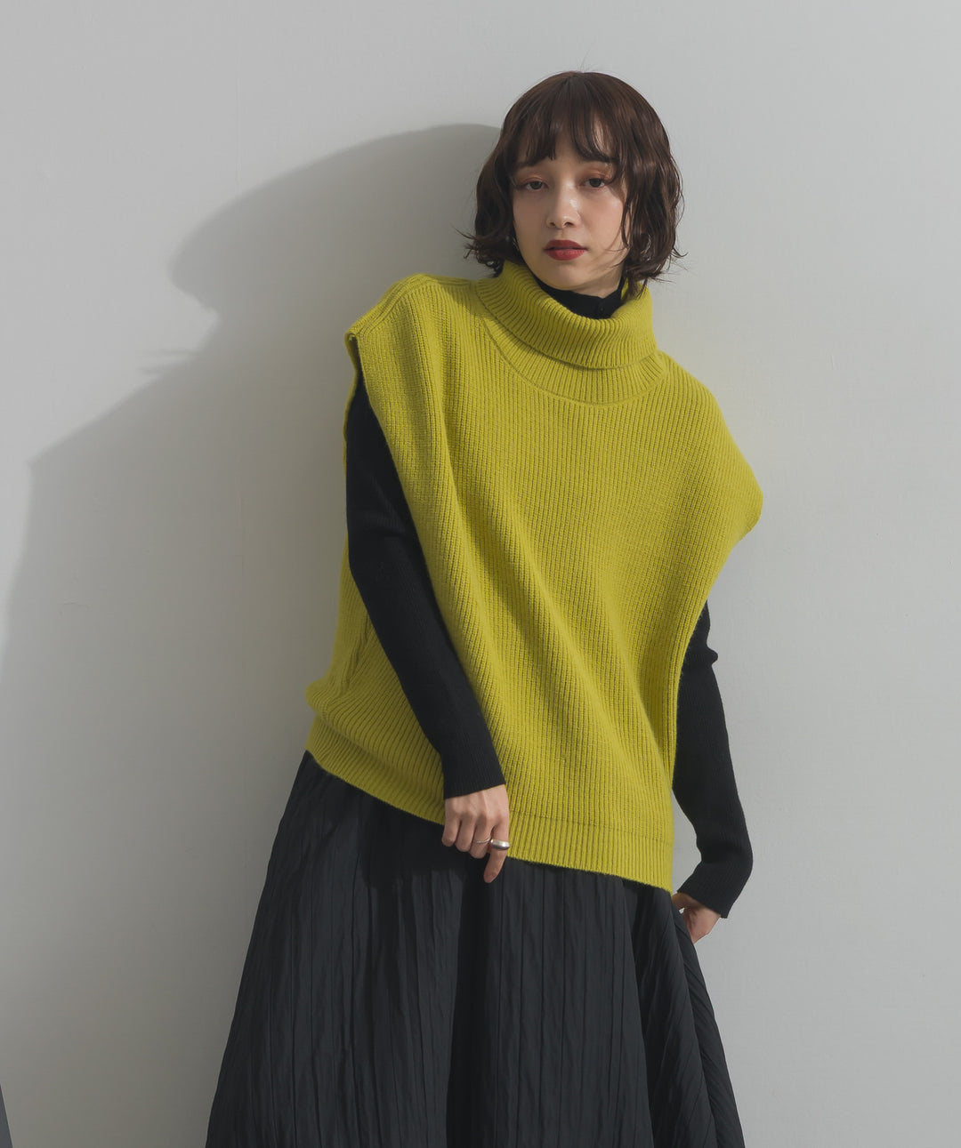 ハイネックニットベスト