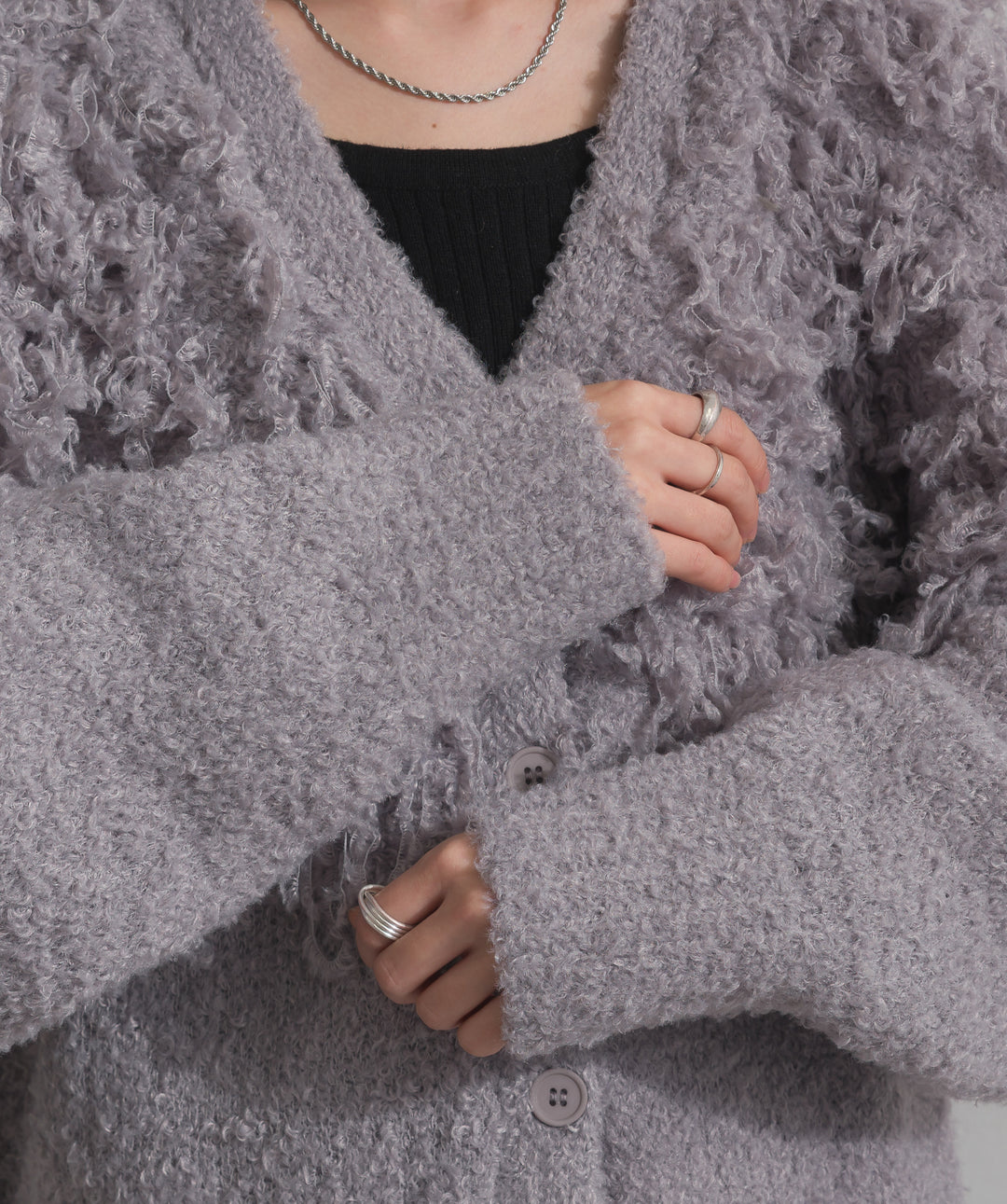 ループ編みVネックニットカーディガン