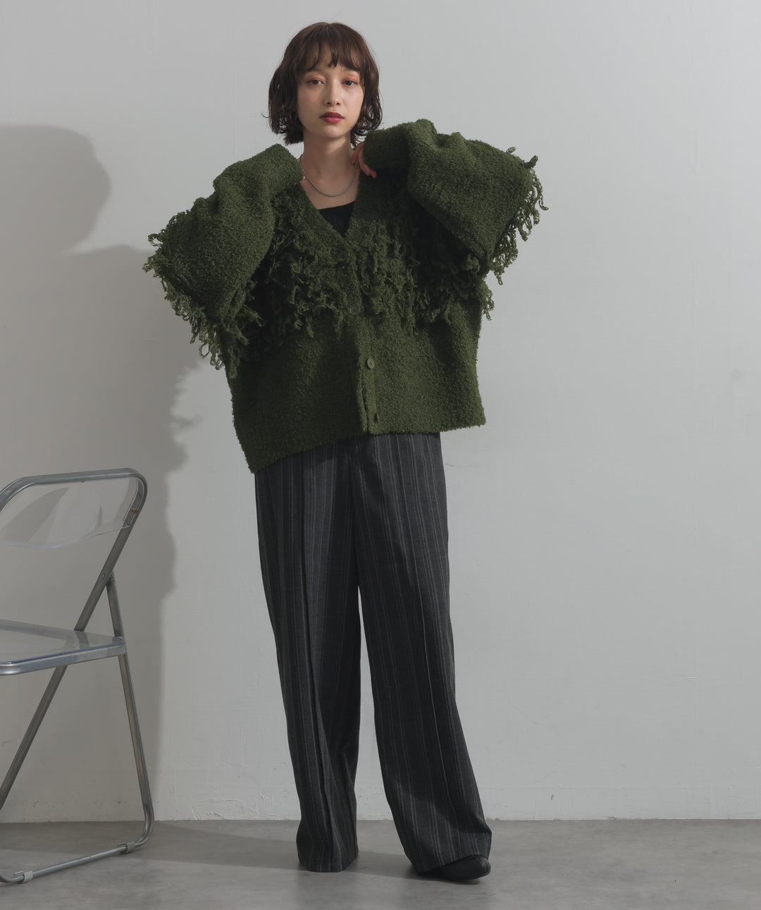 ループ編みVネックニットカーディガン