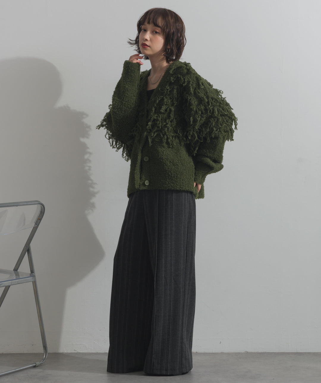 ループ編みVネックニットカーディガン