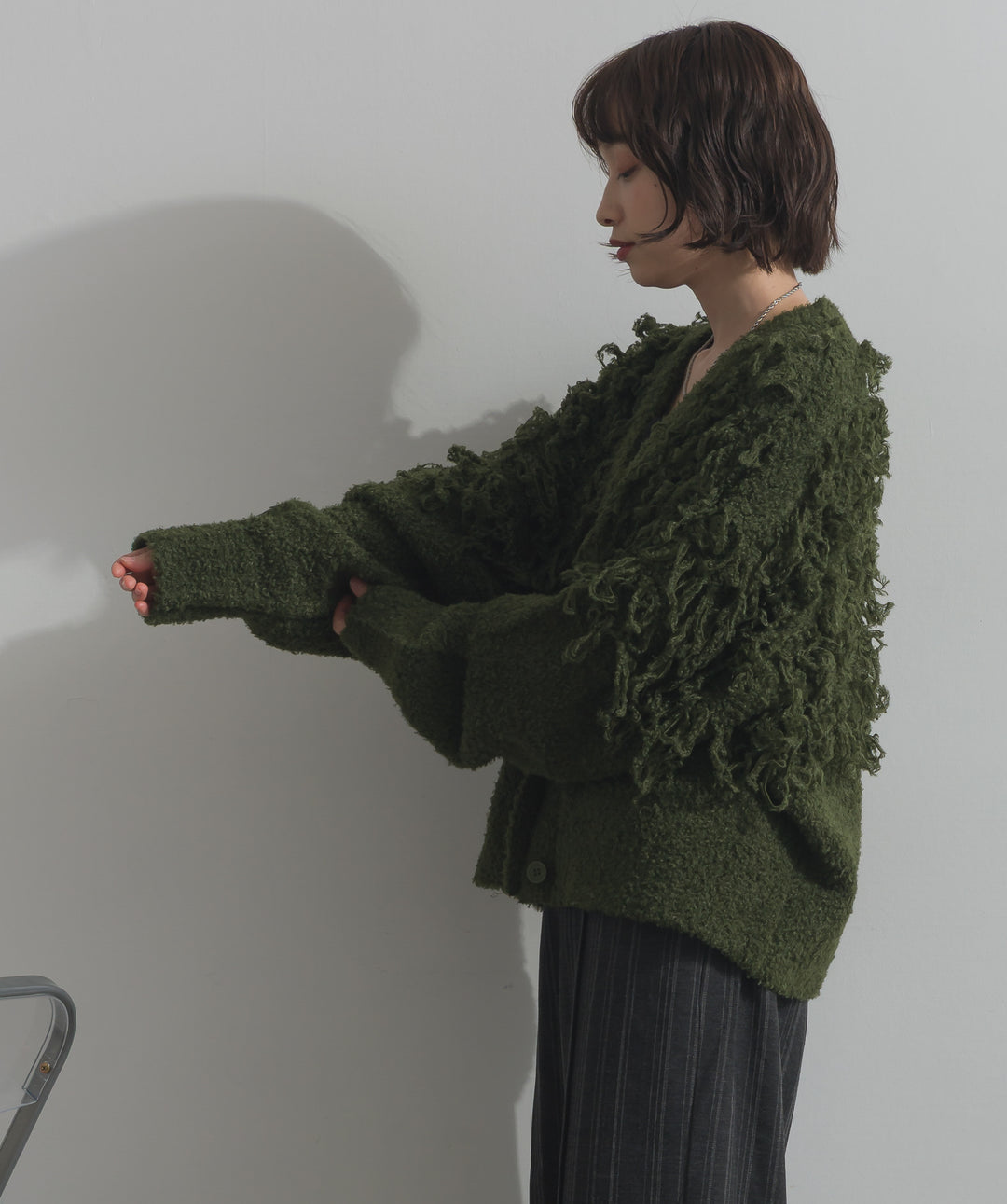 ループ編みVネックニットカーディガン