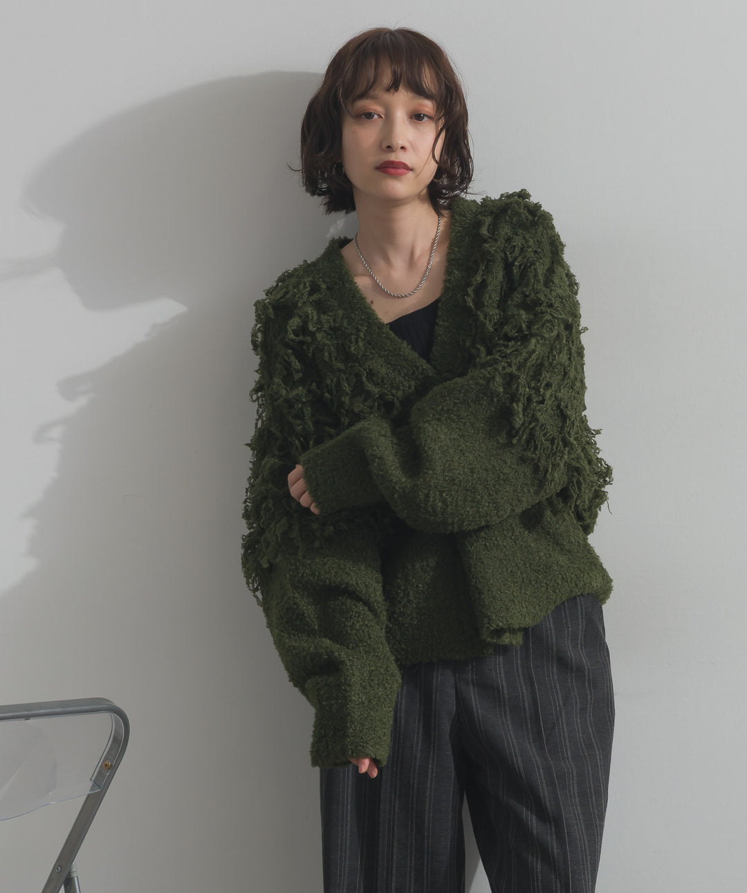 ループ編みVネックニットカーディガン