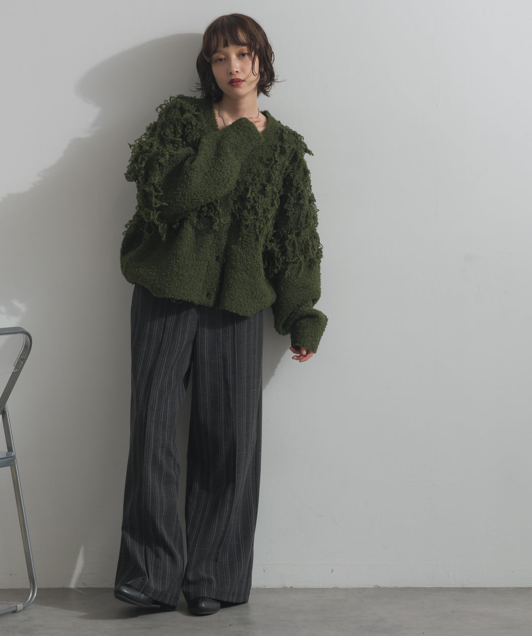 ループ編みVネックニットカーディガン