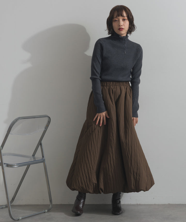 ハイネックニット