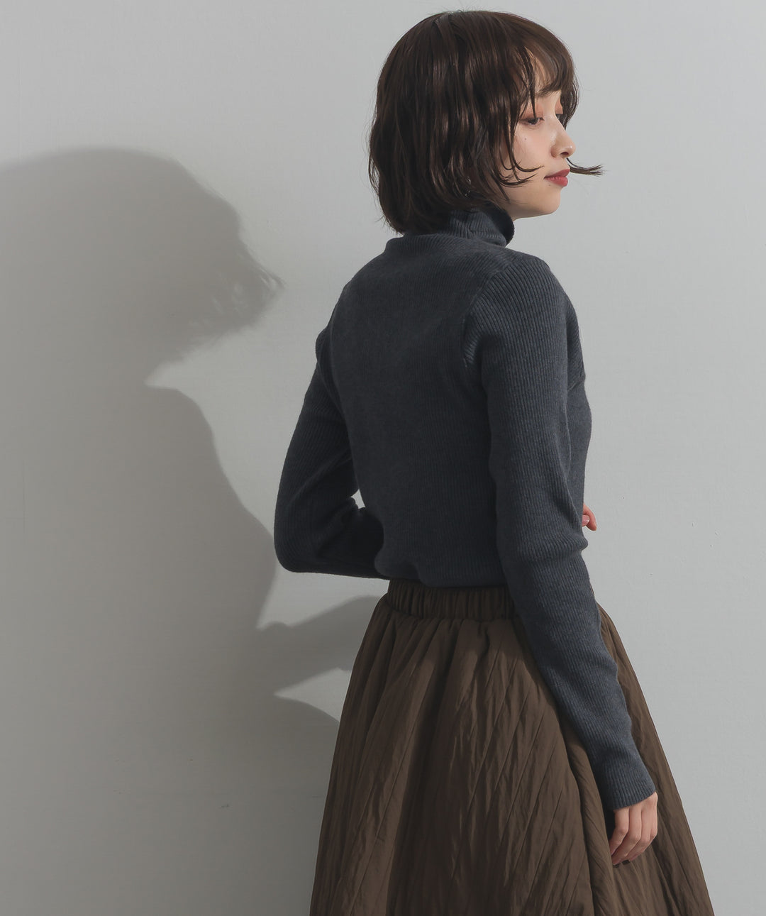 ハイネックニット