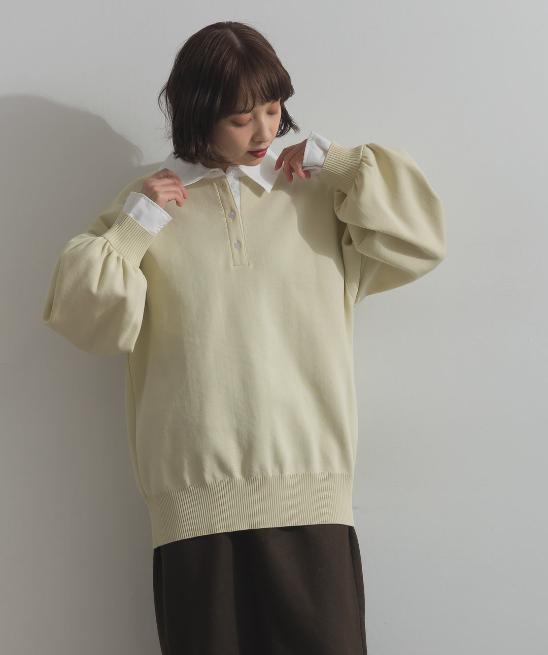 襟付きポロトップス