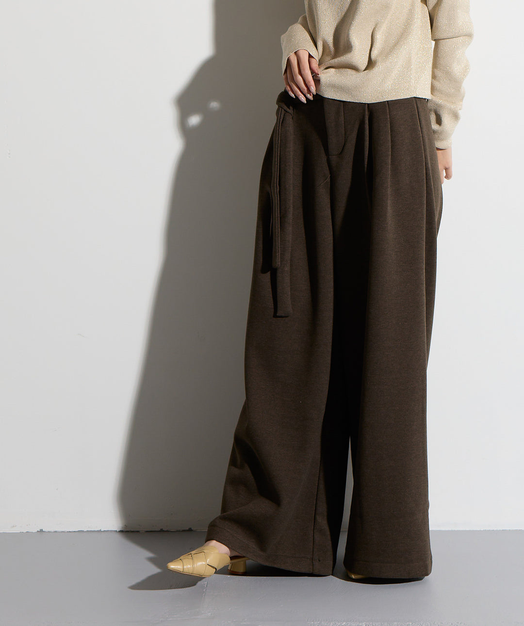 ウエストラップワイドパンツ