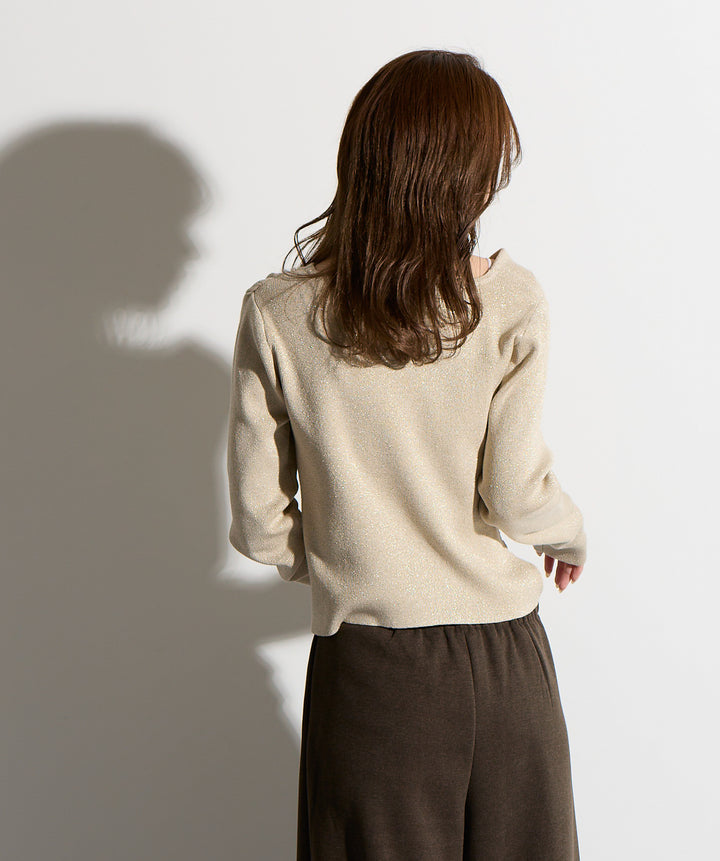 ドレーププルオーバー