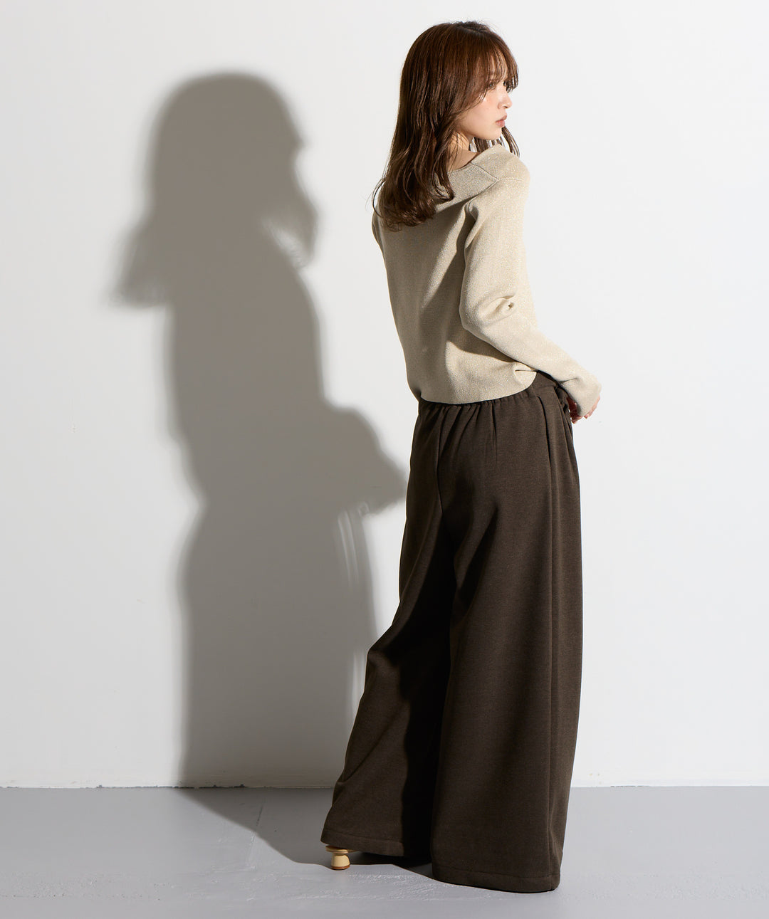 ドレーププルオーバー