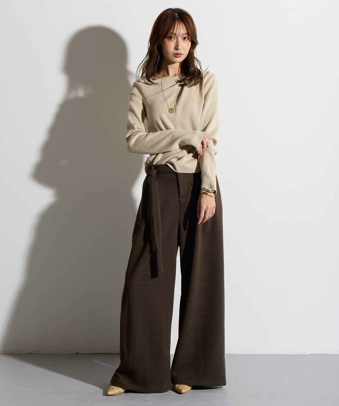 ドレーププルオーバー