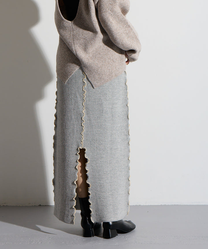 【SET】バックオープンUネックニット＋メロウラインスカー