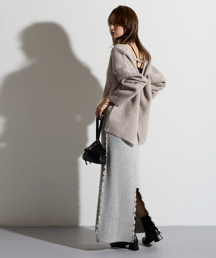 【SET】バックオープンUネックニット＋メロウラインスカー