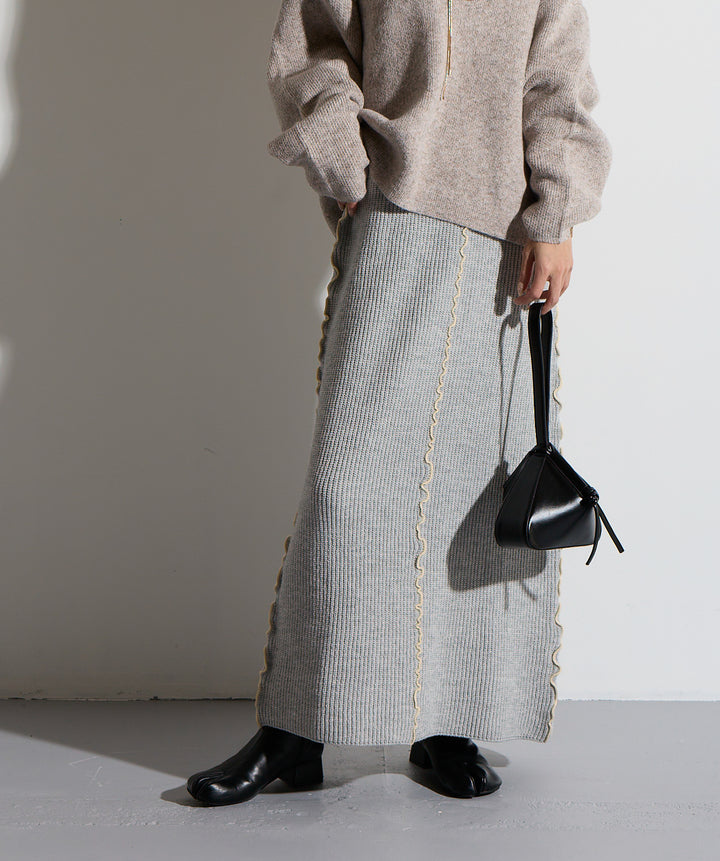 【SET】バックオープンUネックニット＋メロウラインスカー