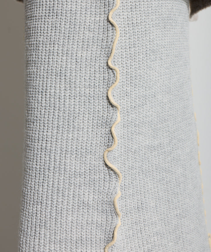 【SET】バックオープンUネックニット＋メロウラインスカー