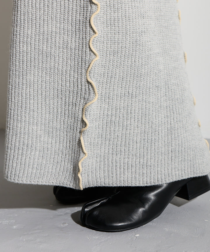 【SET】バックオープンUネックニット＋メロウラインスカー