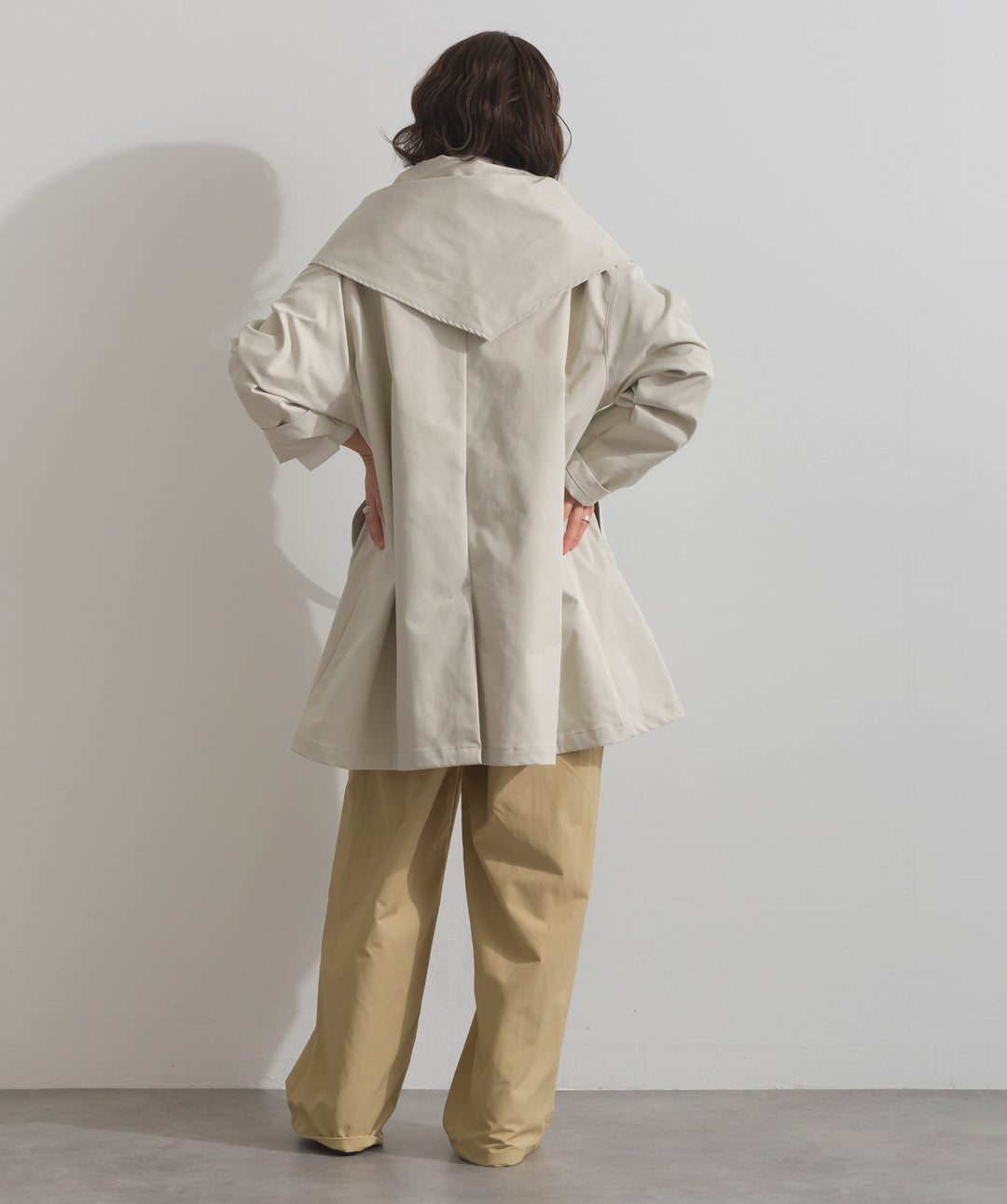 コンパクトツイルスカーフ付きコート