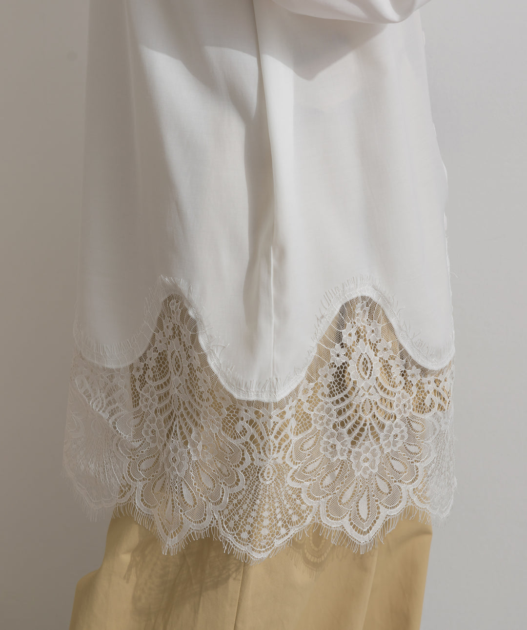 ポプリン裾レースシャツワンピース