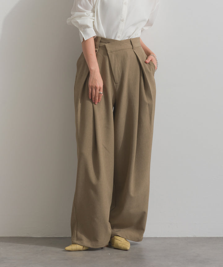 アシンメトリーウエストタックパンツ