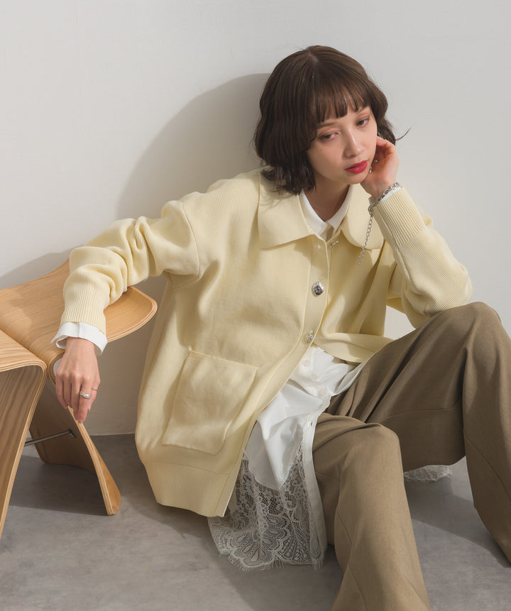 メタルボタン衿付きニットカーディガン