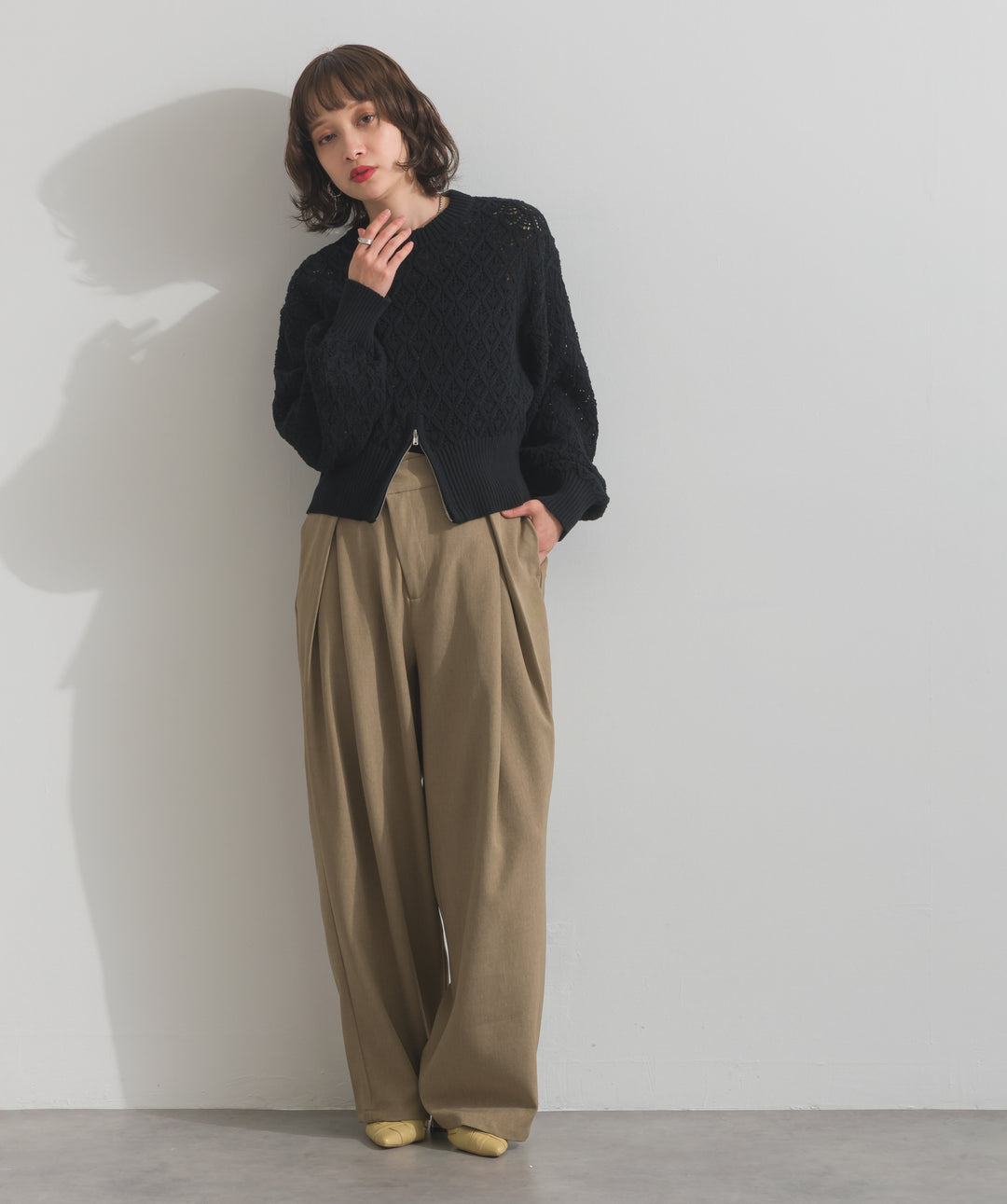 フロントスリットZIPニット