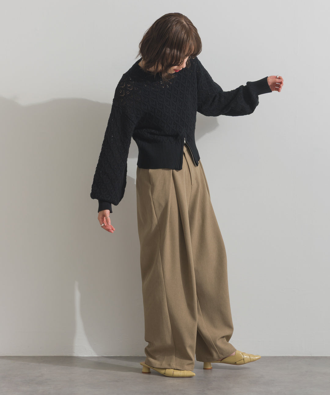 フロントスリットZIPニット