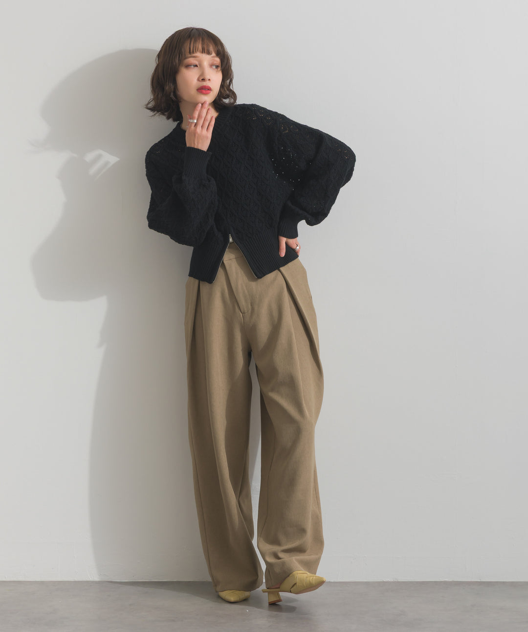 フロントスリットZIPニット