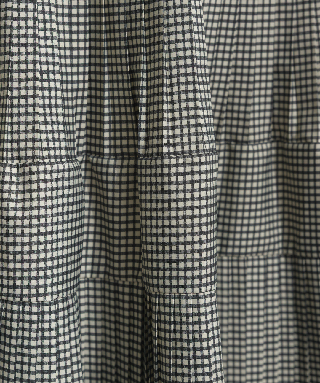 プリーツティアードスカート