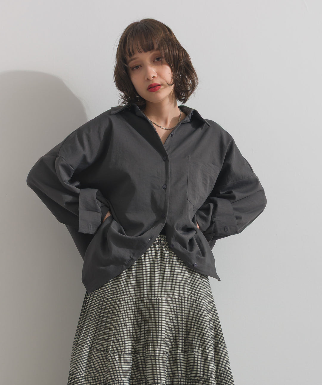 スリーブアレンジドレープシャツ