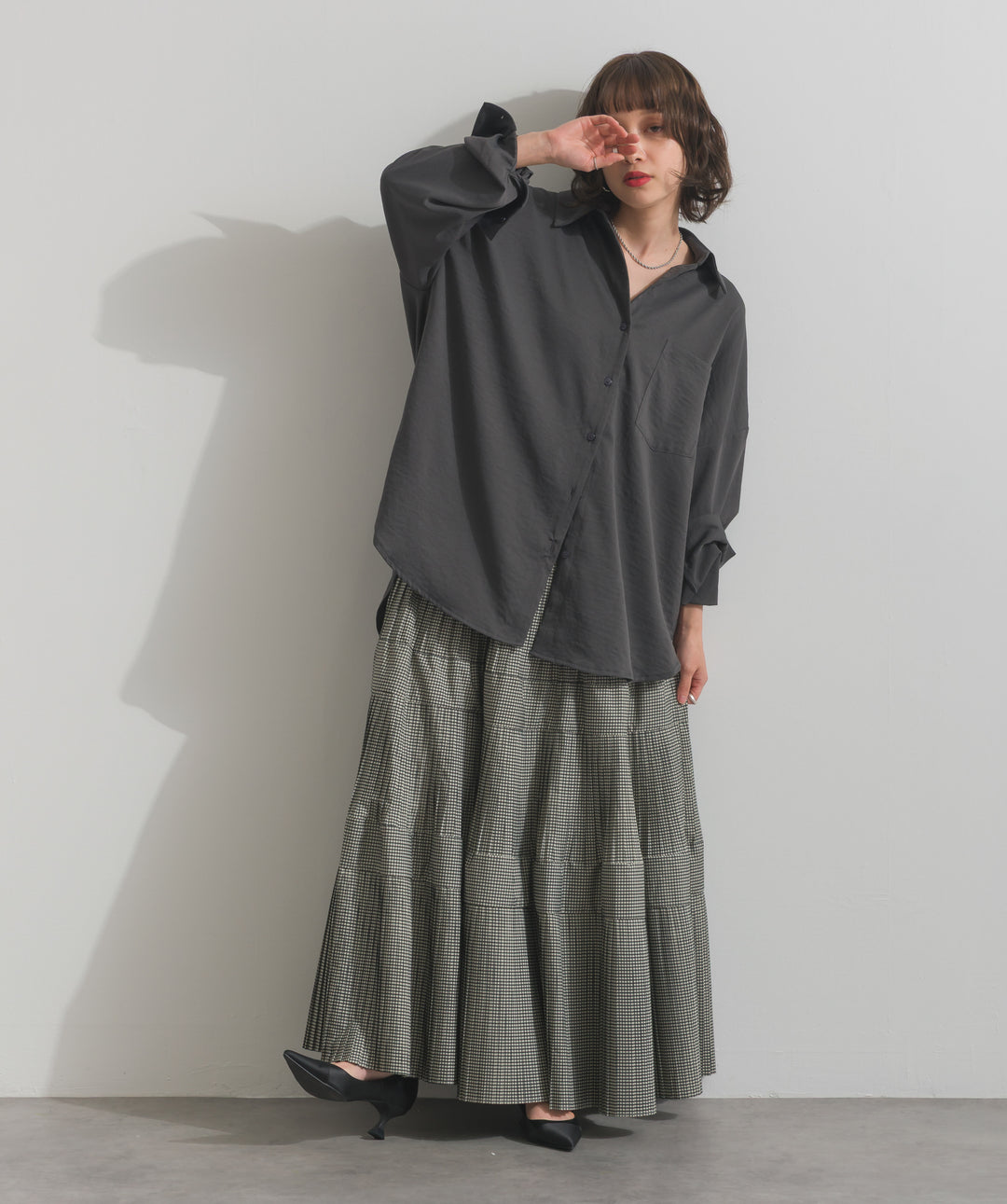 スリーブアレンジドレープシャツ