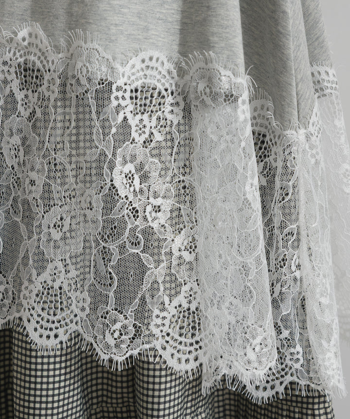 裾レースロングスリーブTシャツ