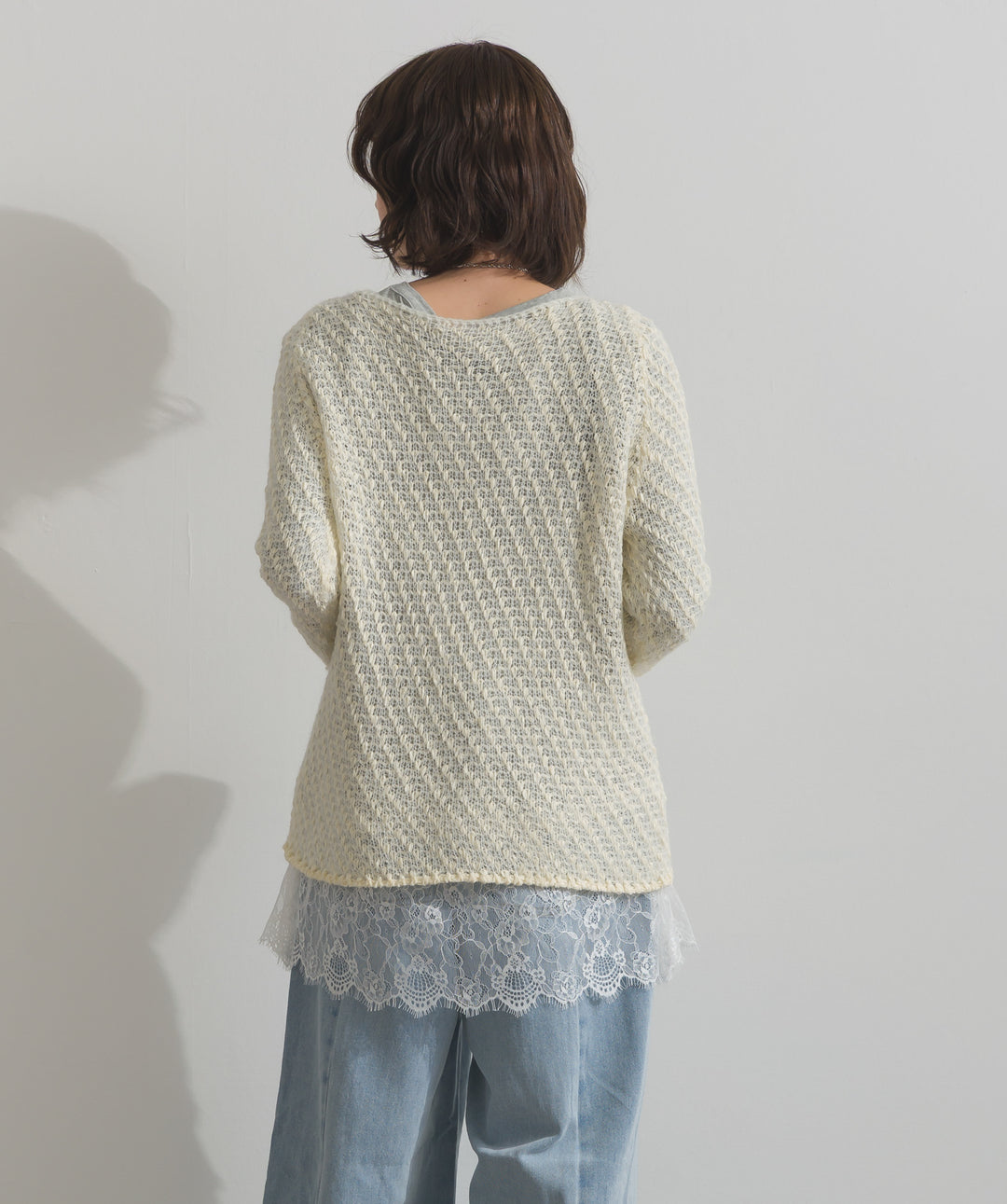 裾レースロングスリーブTシャツ