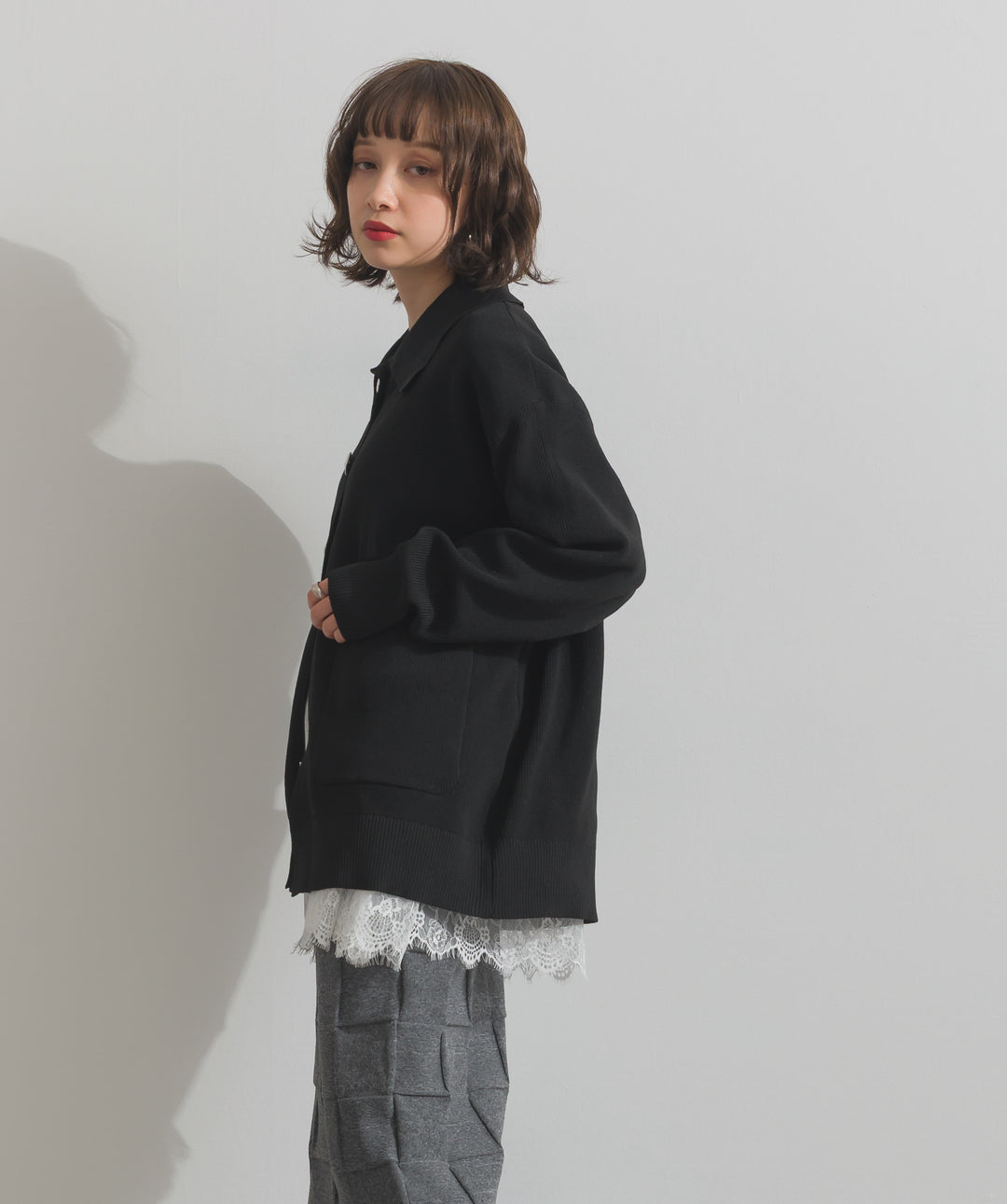 メタルボタン衿付きニットカーディガン