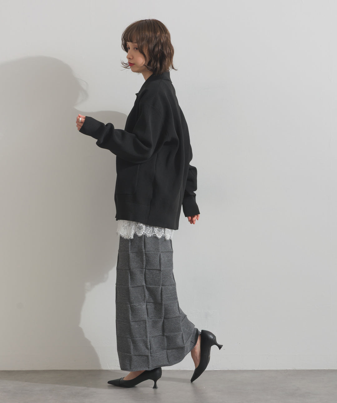 【TOPS SET】メタルボタン衿付きニットカーディガン＋裾レースロングスリーブTシャツ