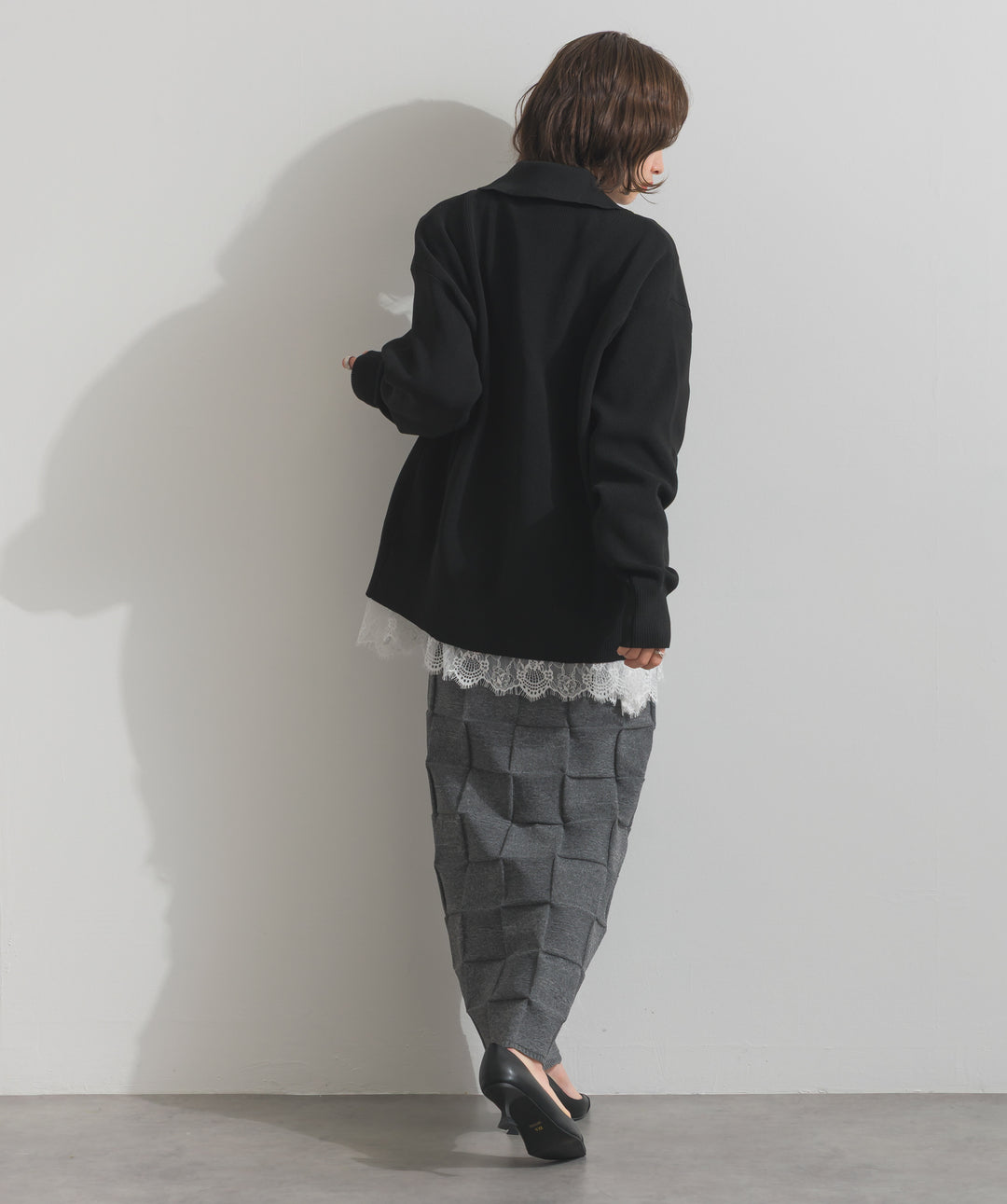 裾レースロングスリーブTシャツ